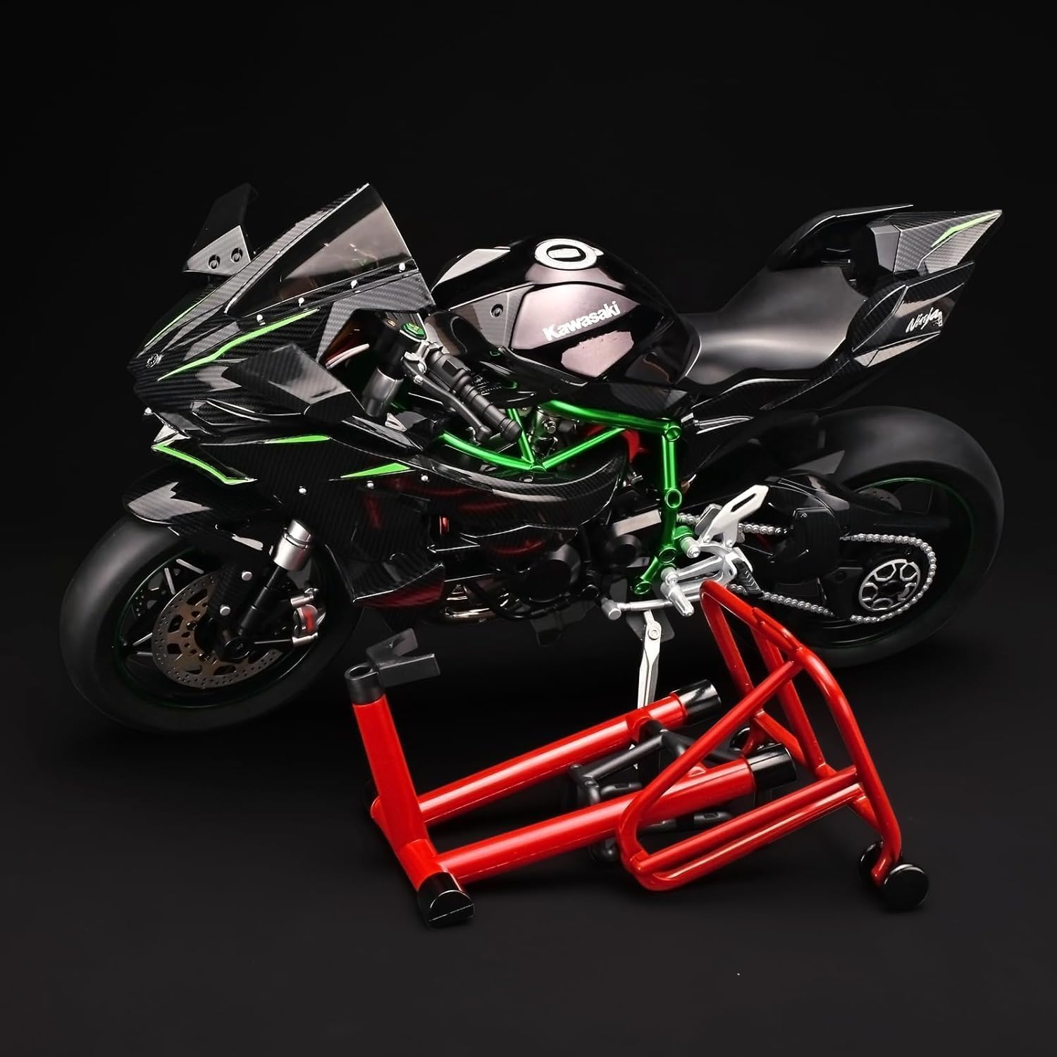 Model motora Kawasaki Ninja 1:6