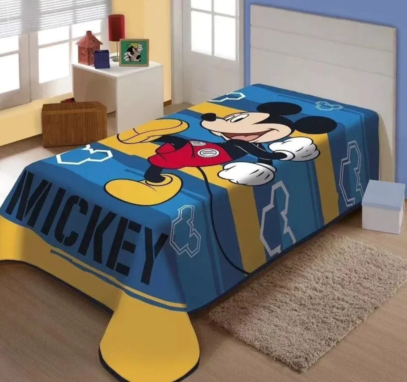 Dečija Ćebad sa Omiljenim Crtanim Likovima